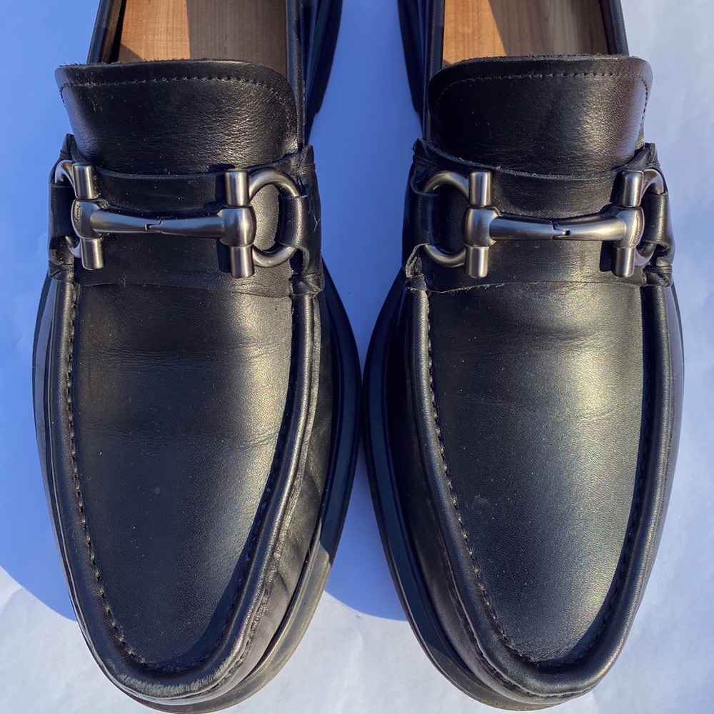 Ferragamo Moccasin w/Gancini Ornament - 10D